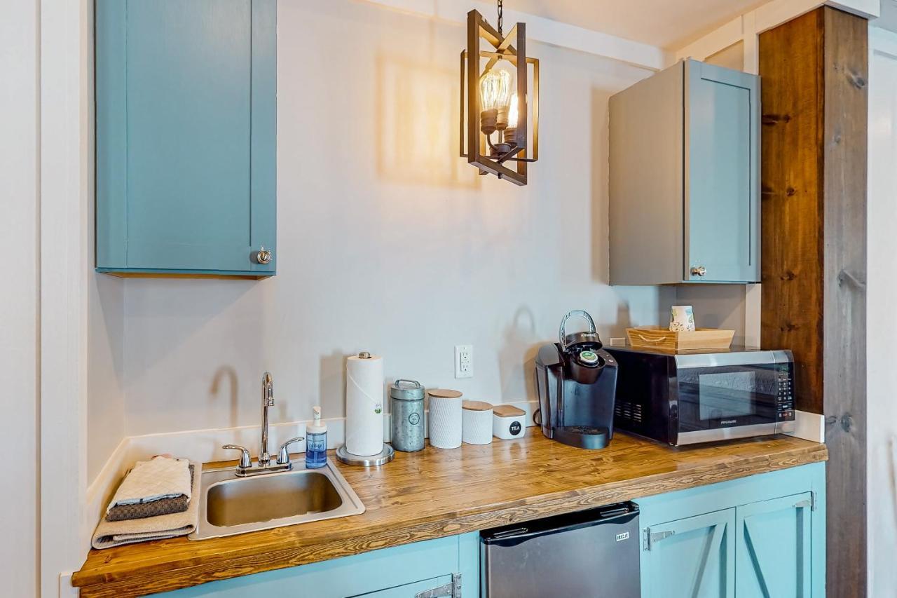 Отель Coastal Haven - Unit C - Downstairs Килл-Девил-Хиллз Экстерьер фото